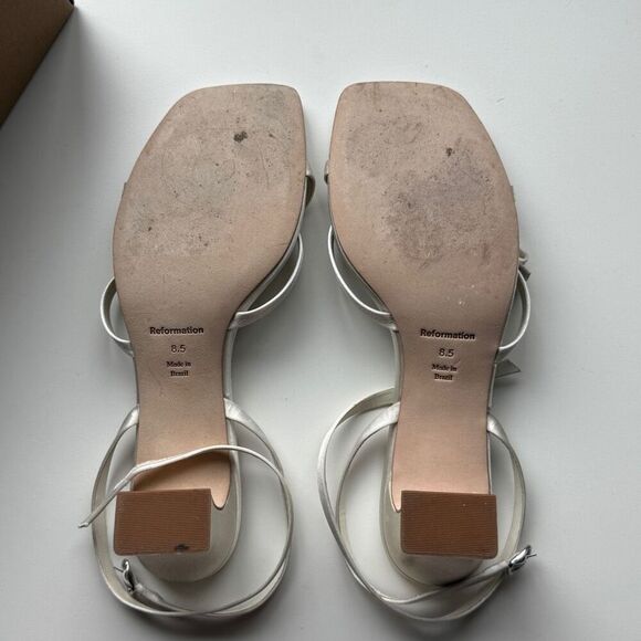 Used Reformation Esther Block Heeled Sandal, Ivory Satin, US women’s size: 8.5 - Picture 10 of 13